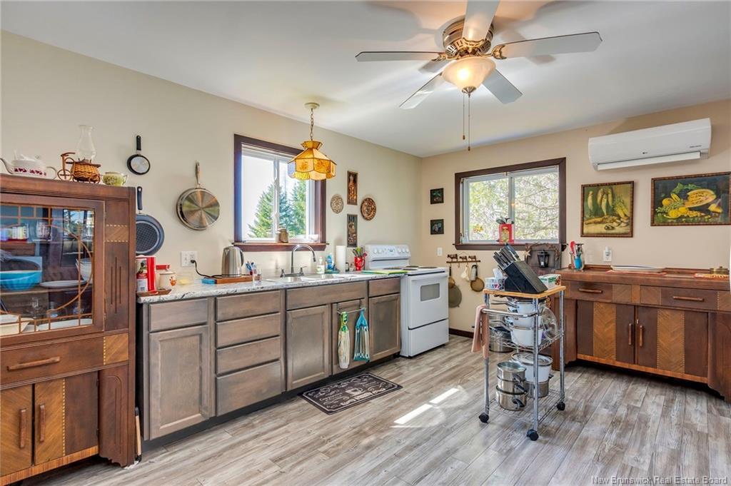 111 Mckay Loop Rd, Pennfield, NB
