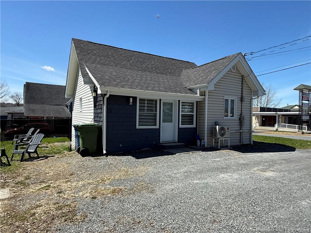69 Pont Rd, Saint-Léonard, NB