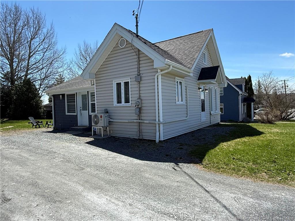 69 Pont Rd, Saint-Léonard, NB