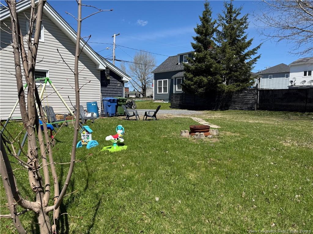 69 Pont Rd, Saint-Léonard, NB