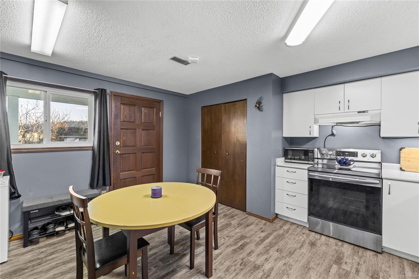 618 Beach Dr, Nanaimo, BC