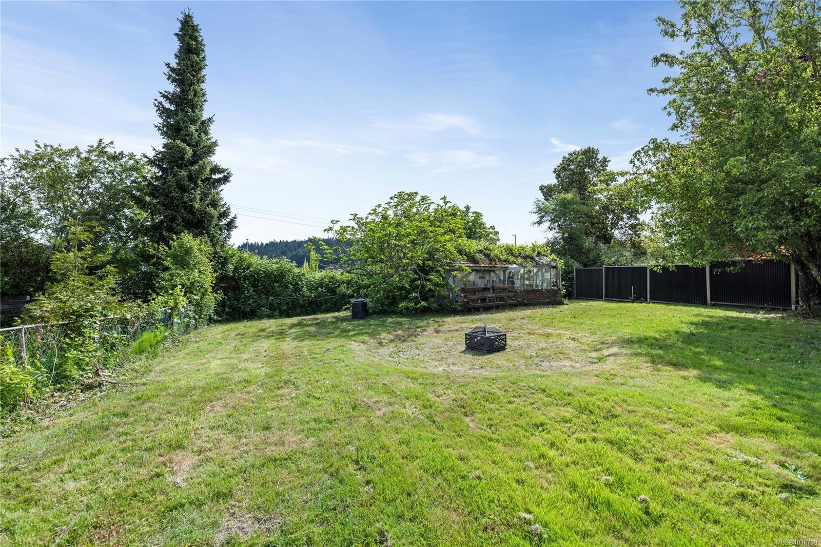 618 Beach Dr, Nanaimo, BC