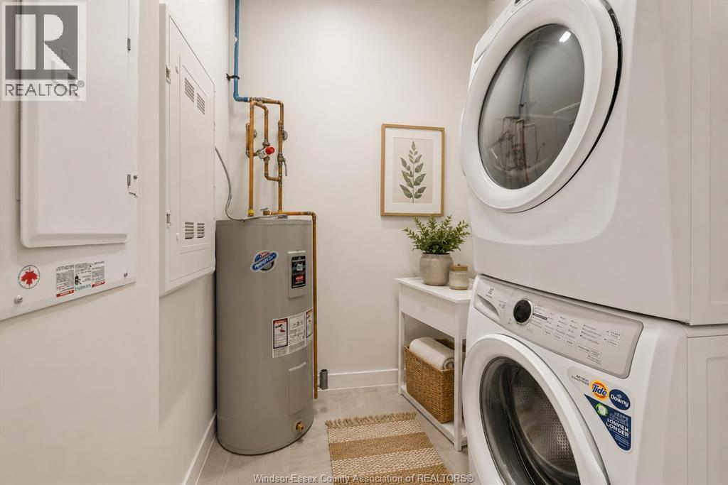 3160 Meadowbrook Lane Unit# 310, Windsor, ON - Indoor Photo Showing Laundry Room