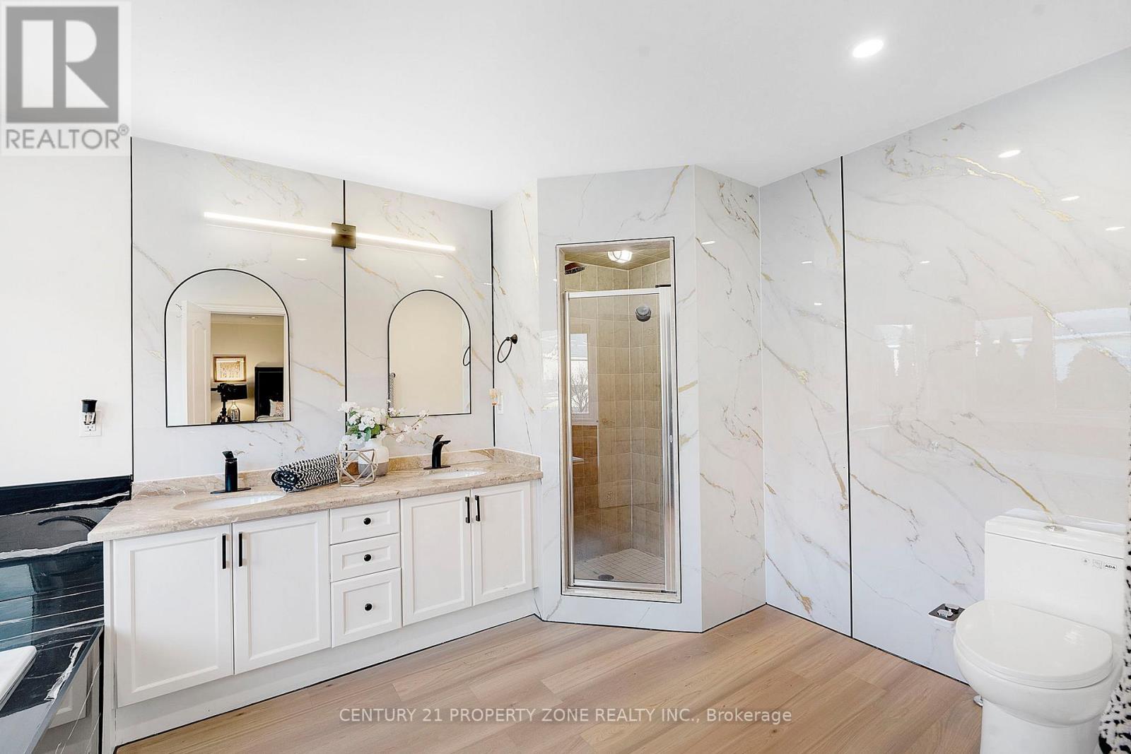 30 Grouse Lane, Brampton, ON - Indoor Photo Showing Bathroom