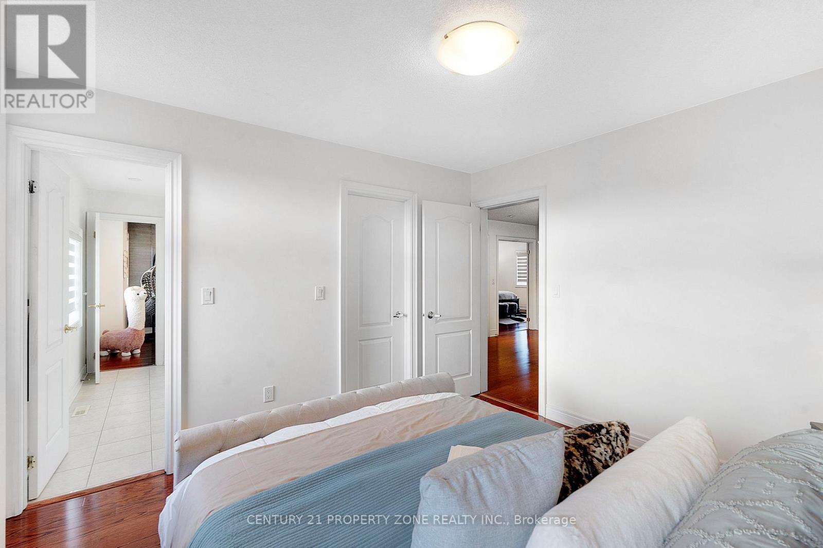 30 Grouse Lane, Brampton, ON - Indoor Photo Showing Bedroom