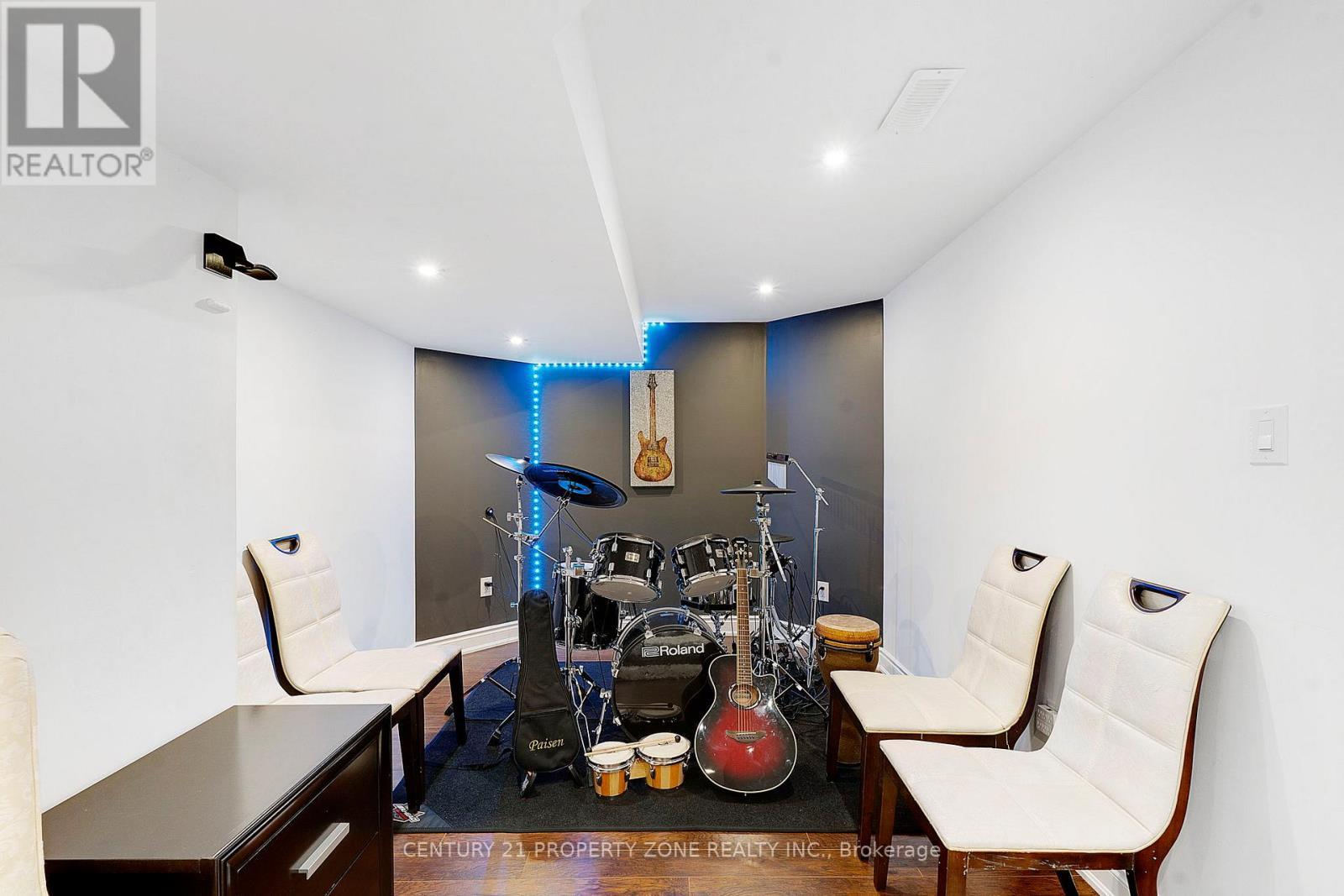 30 Grouse Lane, Brampton, ON - Indoor