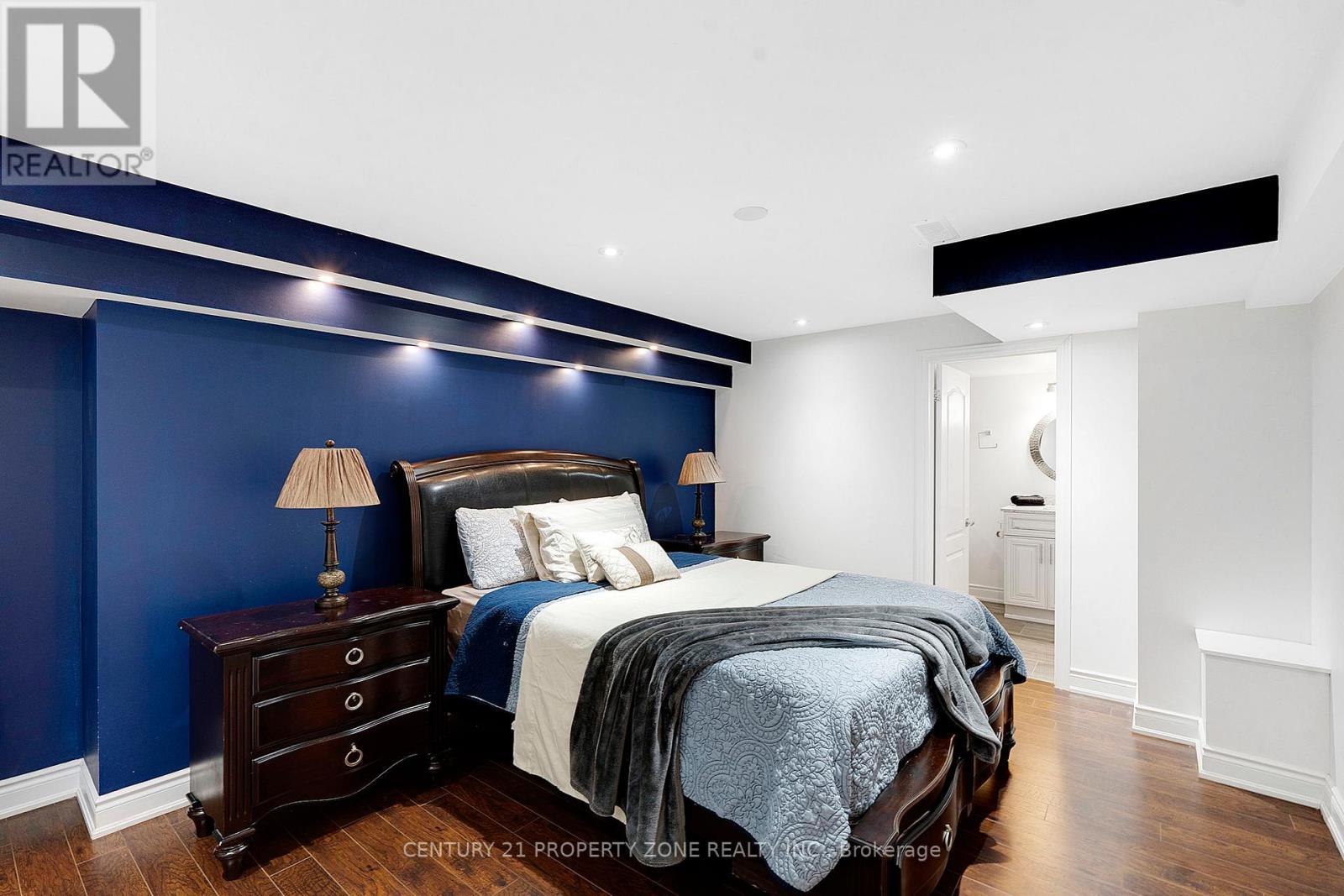 30 Grouse Lane, Brampton, ON - Indoor Photo Showing Bedroom