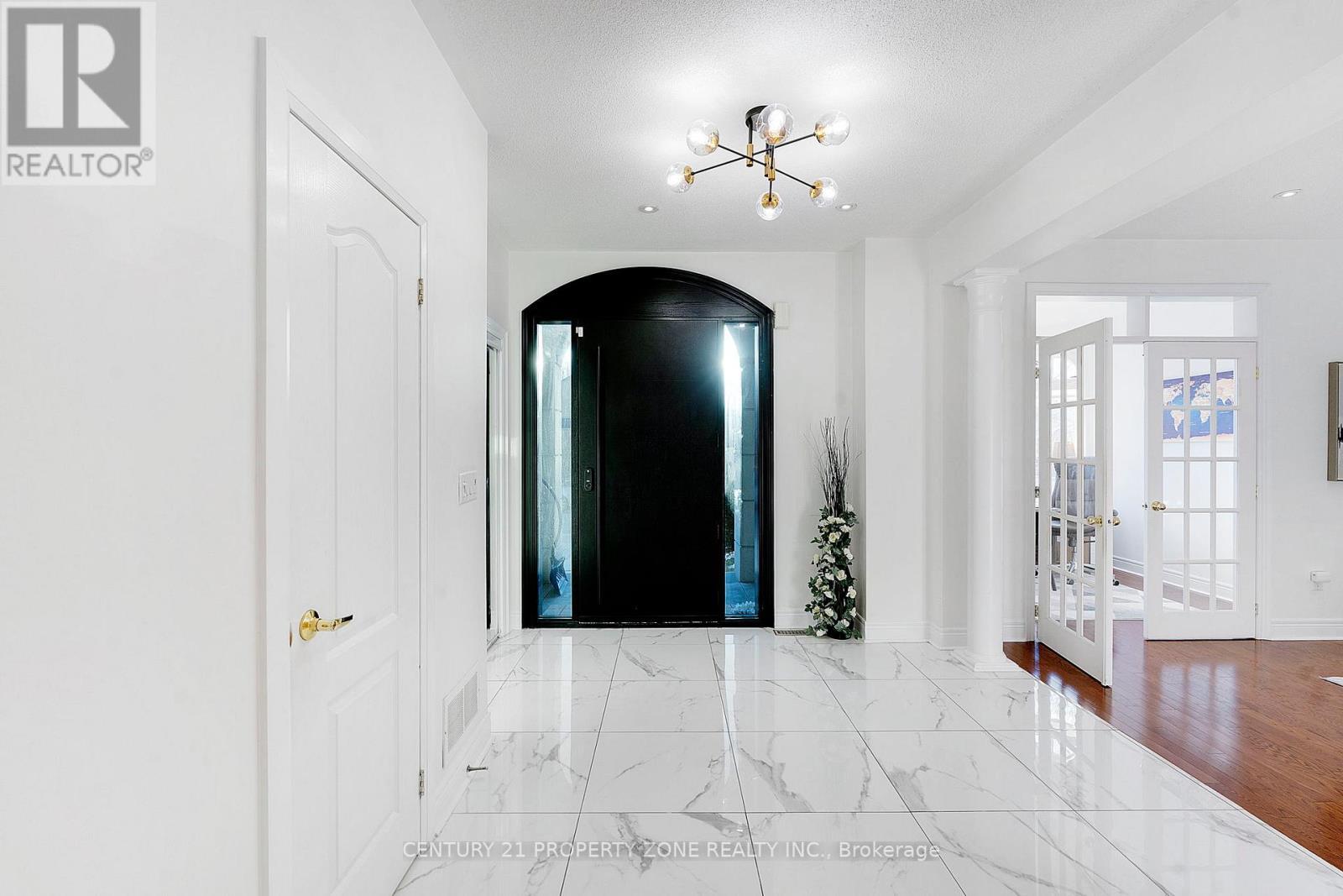 30 Grouse Lane, Brampton, ON - Indoor Photo Showing Other Room