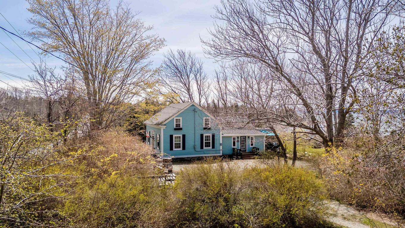 8367 Highway 101, Brighton, NS