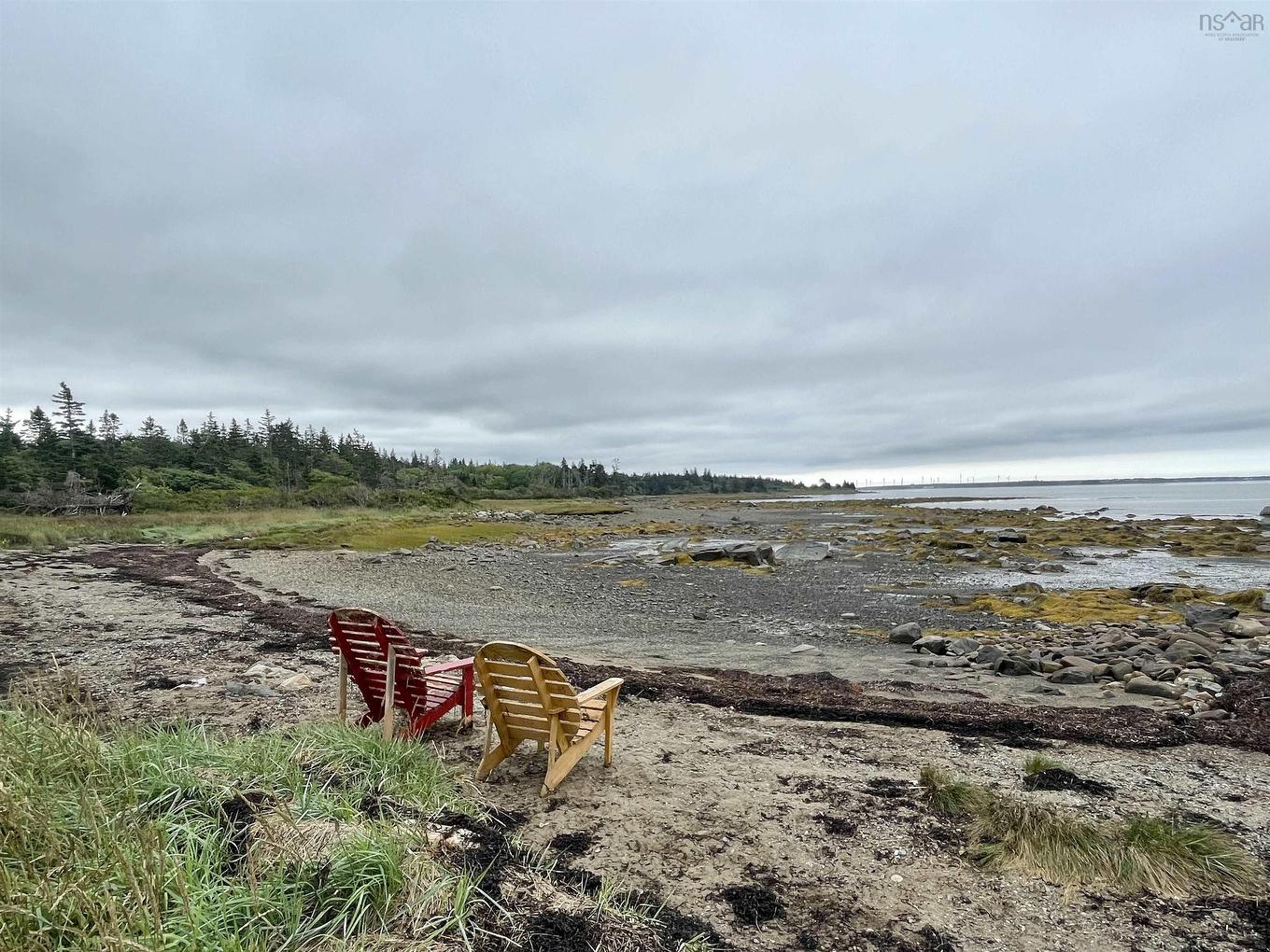 1663 Highway 3, East Pubnico, NS