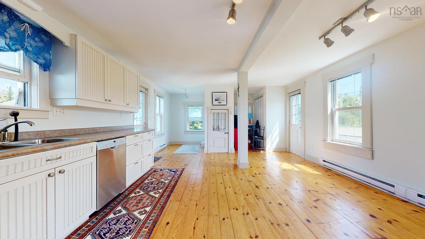 1663 Highway 3, East Pubnico, NS