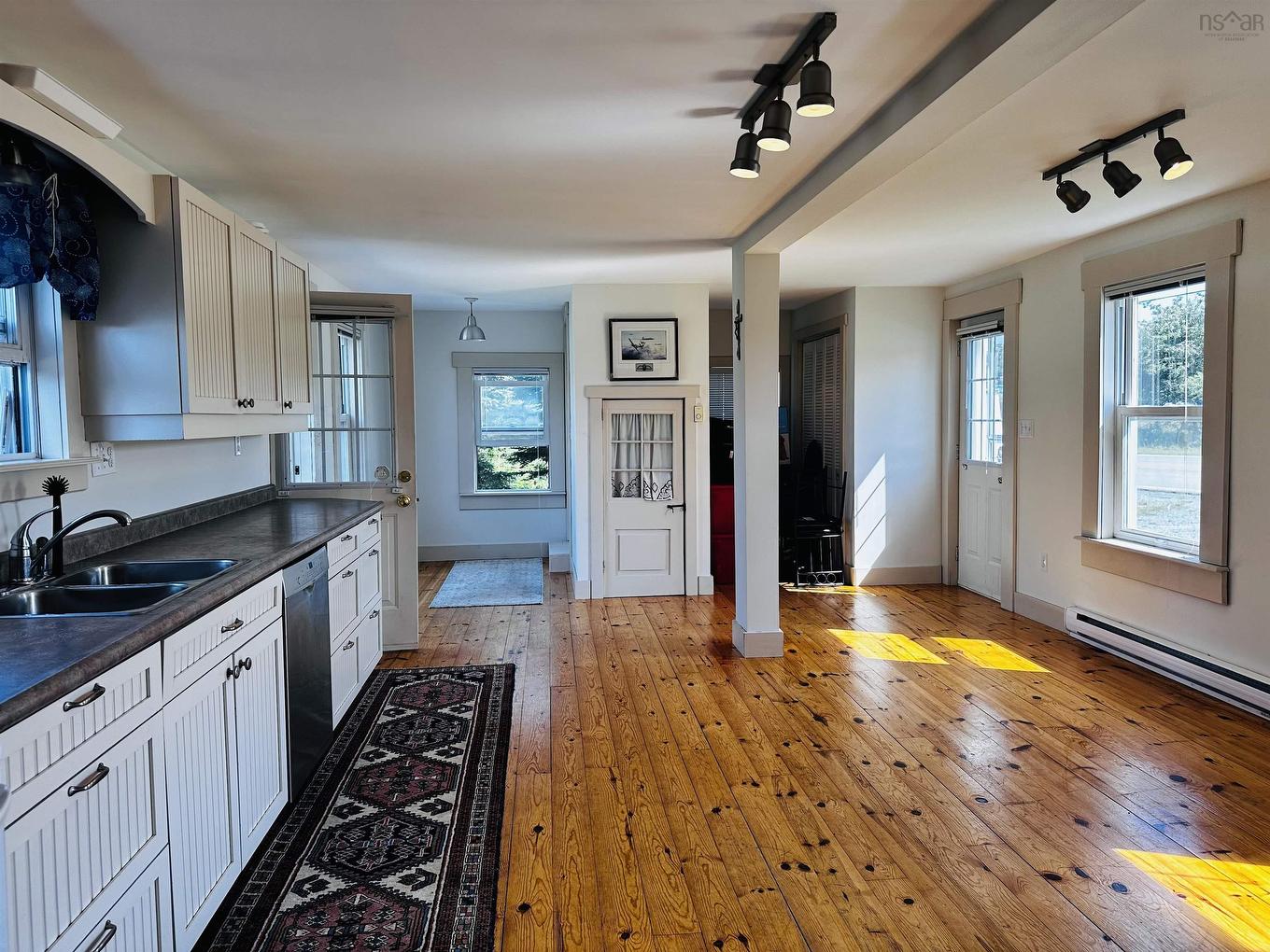 1663 Highway 3, East Pubnico, NS