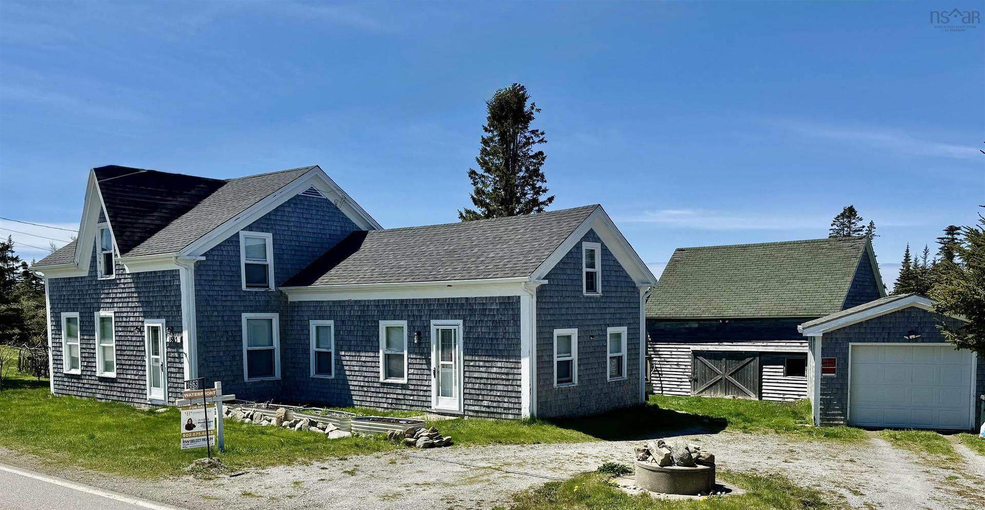 1663 Highway 3, East Pubnico, NS
