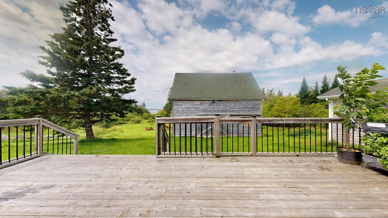 1663 Highway 3, East Pubnico, NS