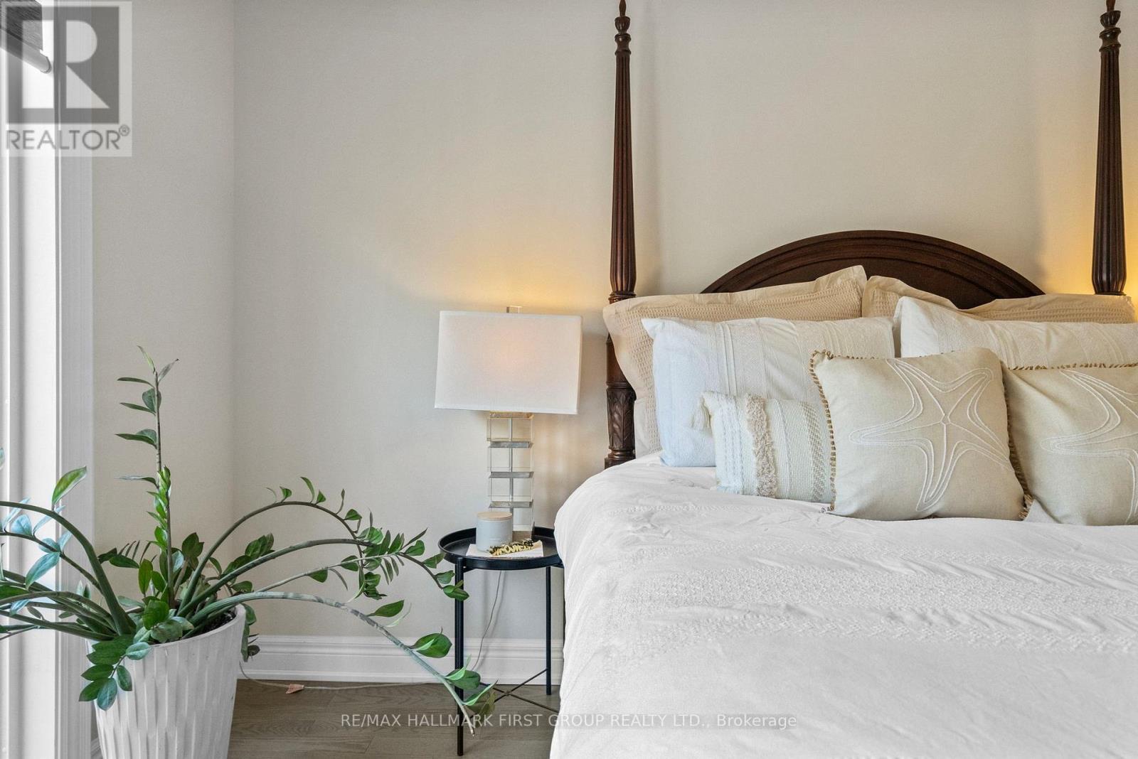 22 Phillipsen Way, Markham, ON - Indoor Photo Showing Bedroom