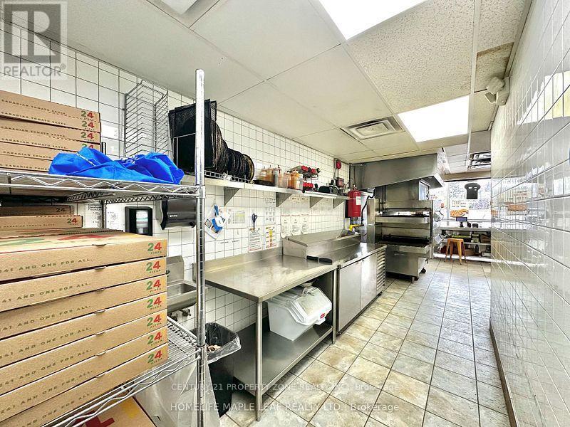 1201 Hurontario Street, Mississauga, ON