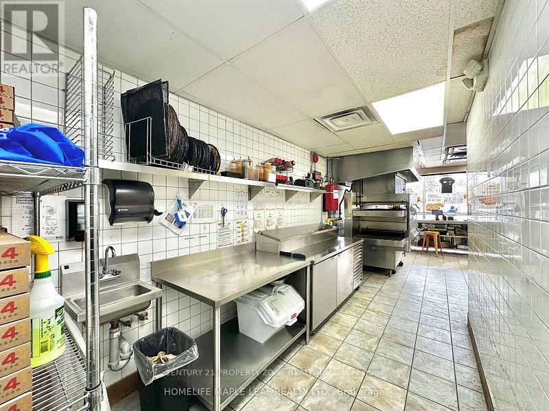 1201 Hurontario Street, Mississauga, ON