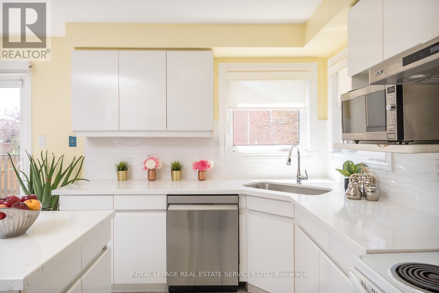 Kitchen - 4810 Rathkeale Road, Mississauga, ON - Indoor Photo Showing Kitchen