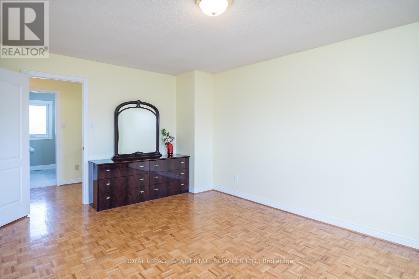 Bedroom 2 - 4810 Rathkeale Road, Mississauga, ON - Indoor Photo Showing Other Room