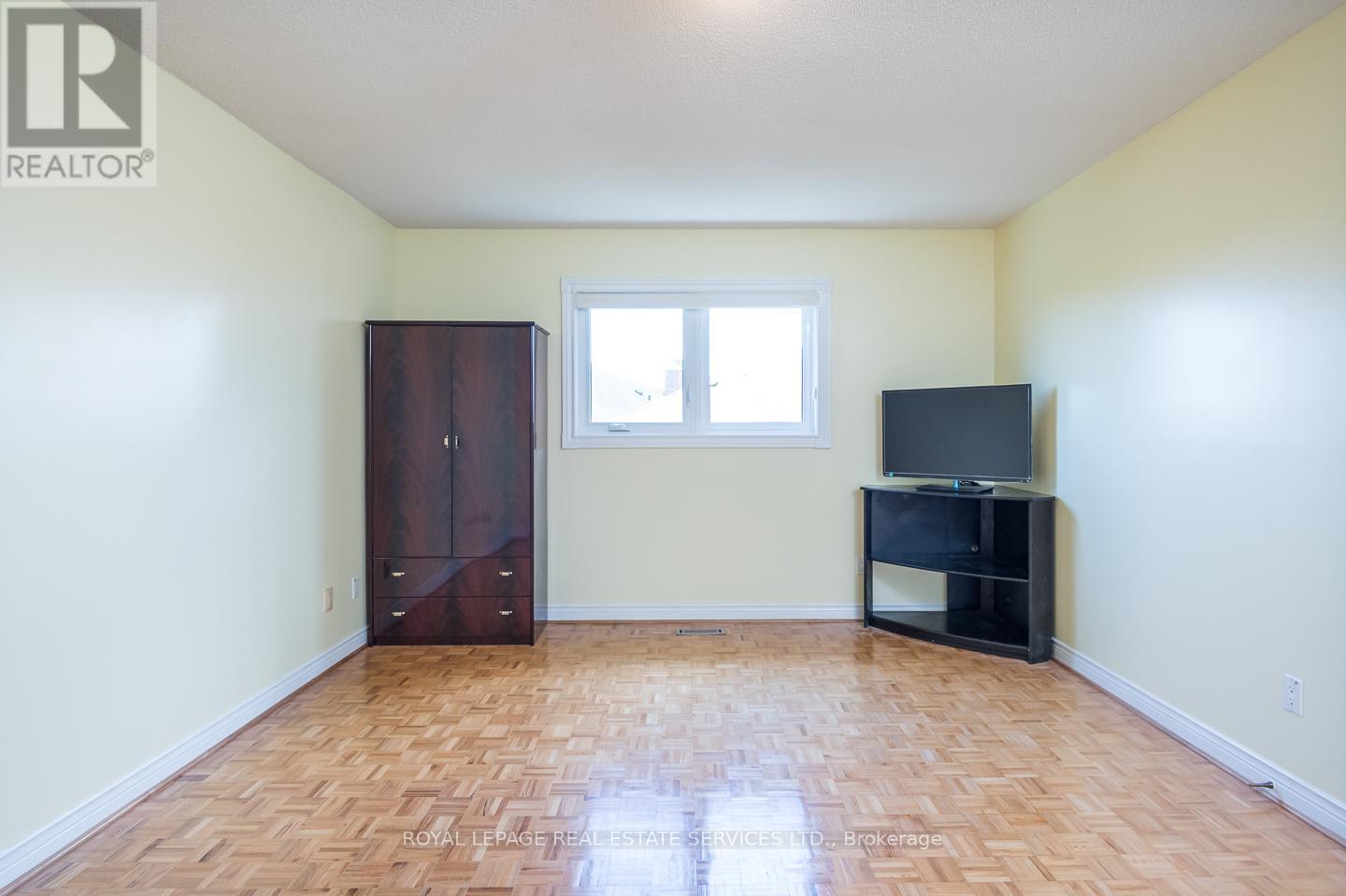 Bedroom 2 - Window view - 4810 Rathkeale Road, Mississauga, ON - Indoor