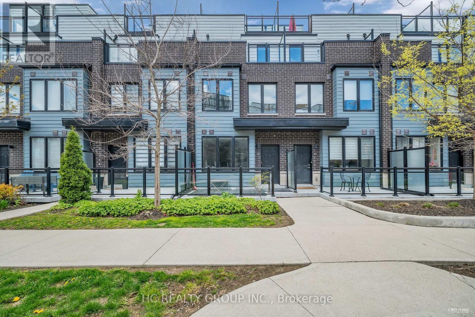13 - 2212 Bromsgrove Road, Mississauga, ON - Outdoor With Facade