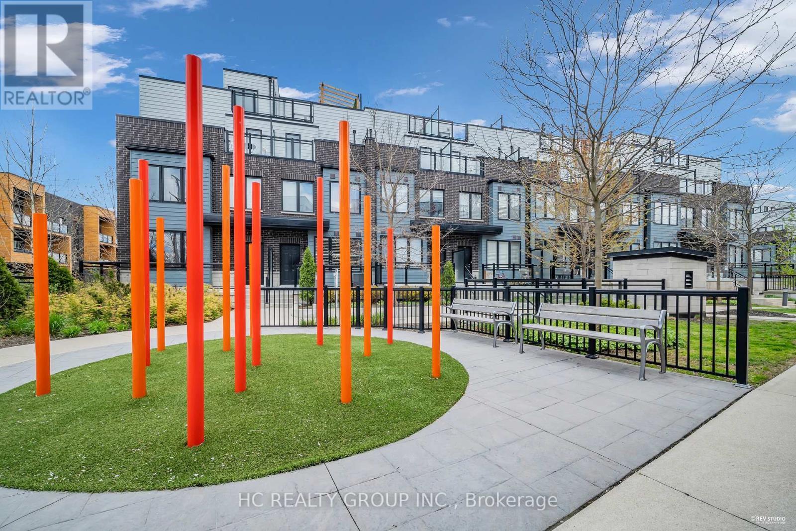 13 - 2212 Bromsgrove Road, Mississauga, ON - Outdoor With Facade