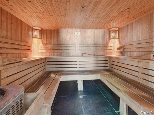 Sauna - 4901-5150 Rue Buchan, Montréal (Côte-Des-Neiges/Notre-Dame-De-Grâce), QC - Indoor Photo Showing Other Room
