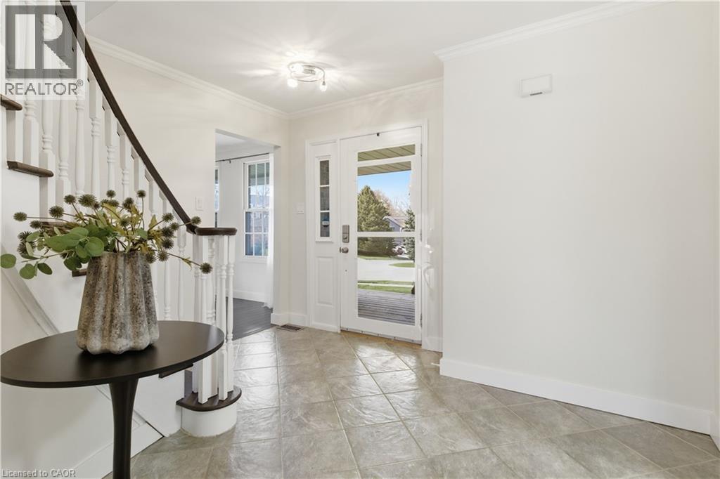 96 Gordon Street, Cambridge, ON - Indoor Photo Showing Other Room