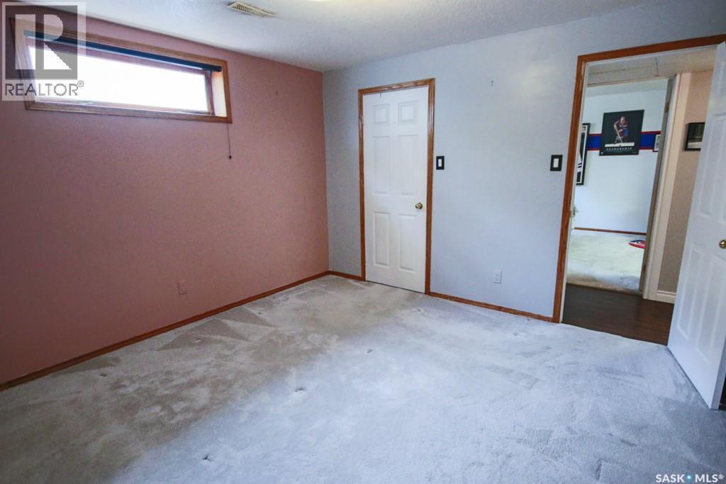 1666 Marshall Crescent, Moose Jaw, SK - Indoor Photo Showing Other Room
