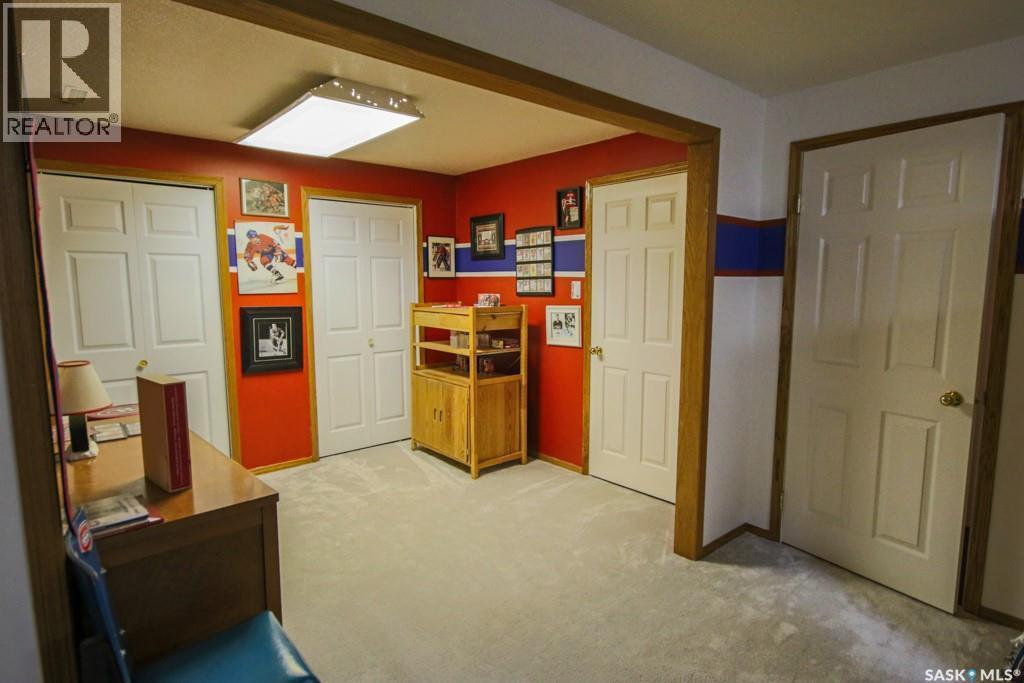 1666 Marshall Crescent, Moose Jaw, SK - Indoor Photo Showing Other Room