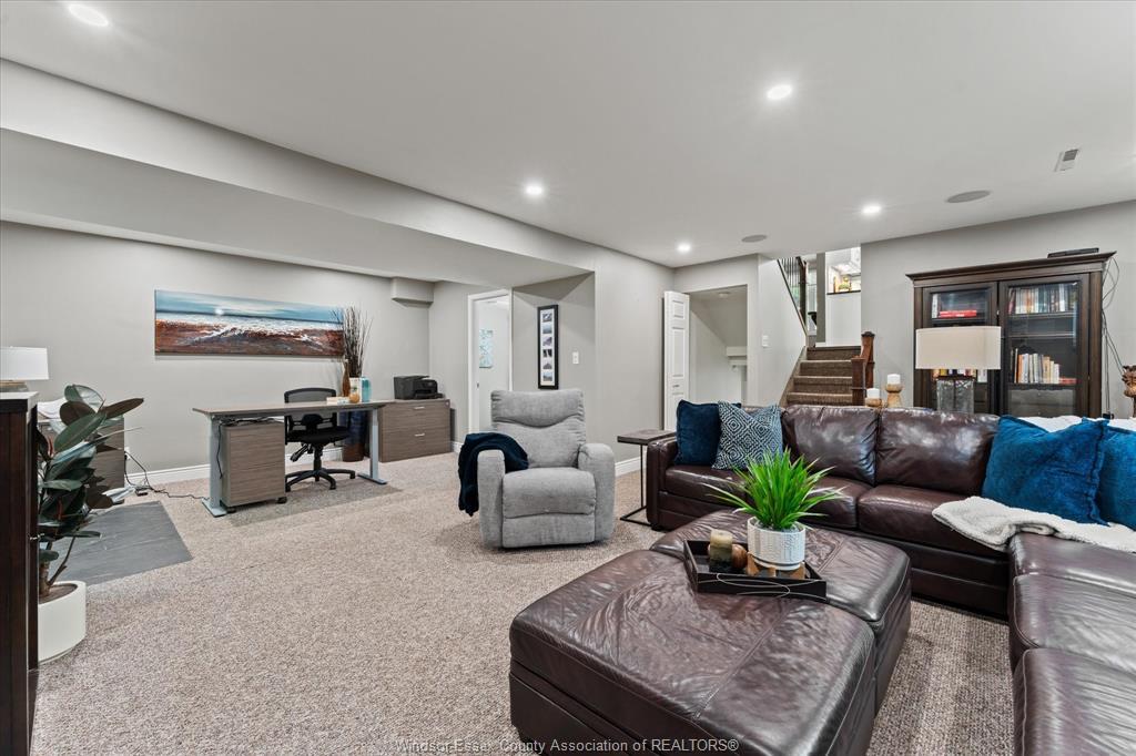 676 Gauthier Drive, Tecumseh, ON