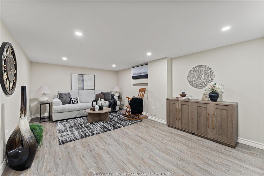 676 Gauthier Drive, Tecumseh, ON