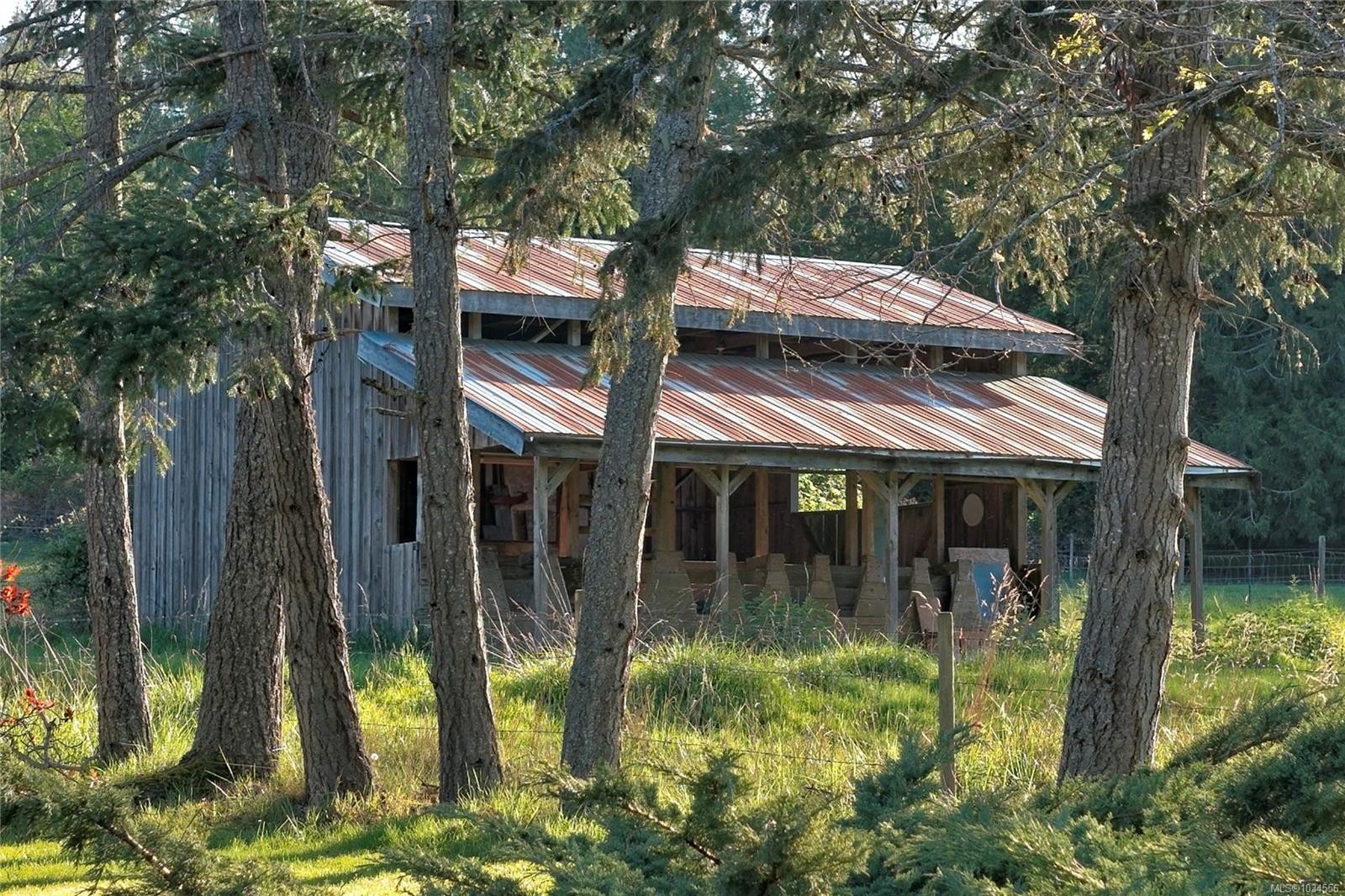 144 Hedger Rd, Salt Spring, BC