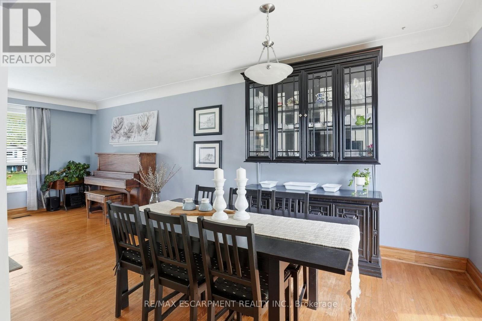 31 Algonquin Avenue, Hamilton, ON - Indoor Photo Showing Dining Room