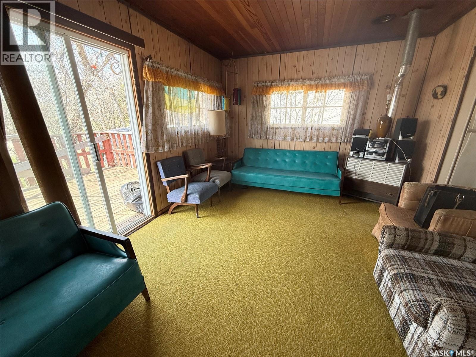 407 Idylewylde Avenue, Saskatchewan Beach, SK - Indoor