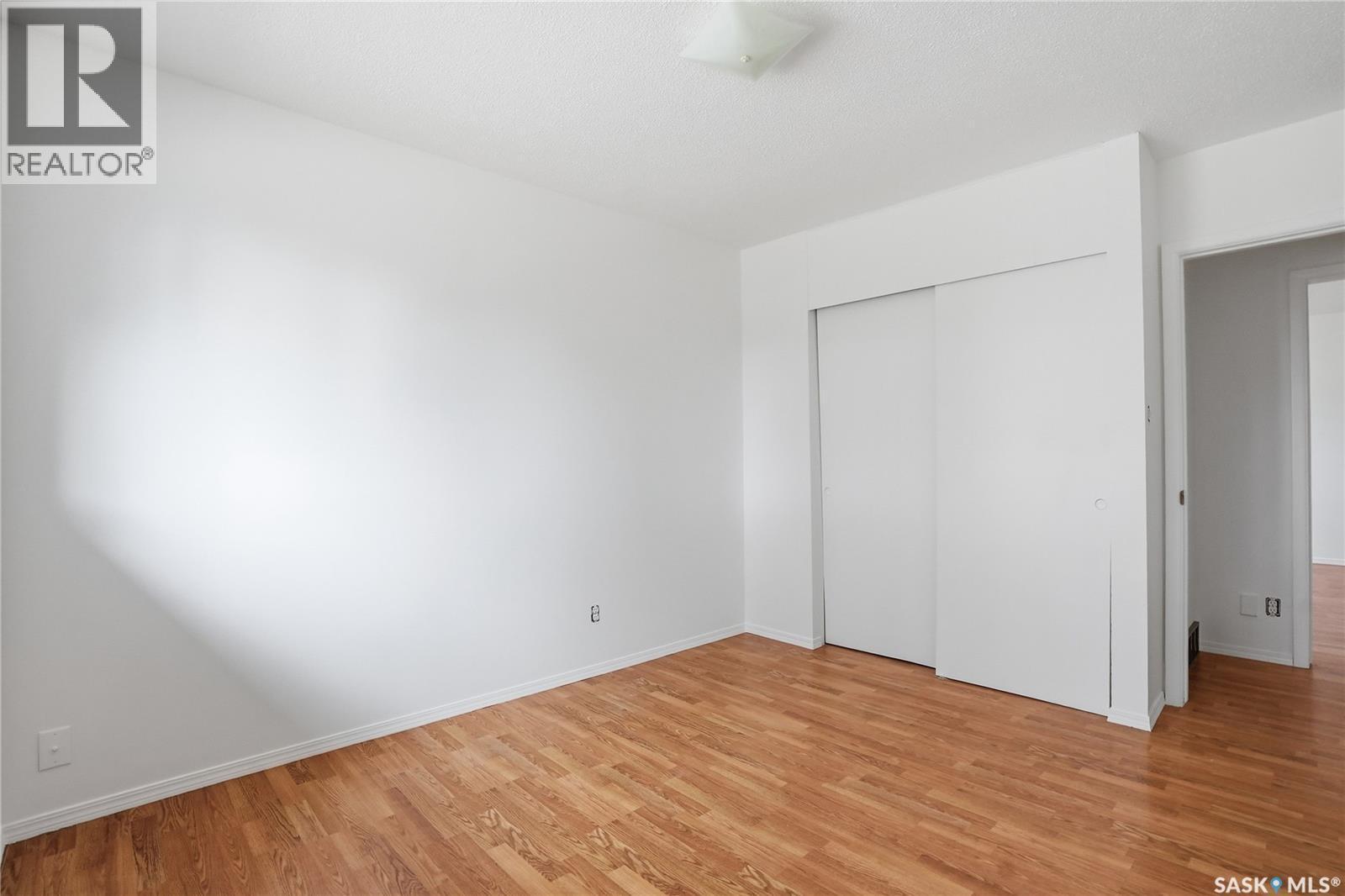 1044 East Centre, Saskatoon, SK - Indoor Photo Showing Other Room