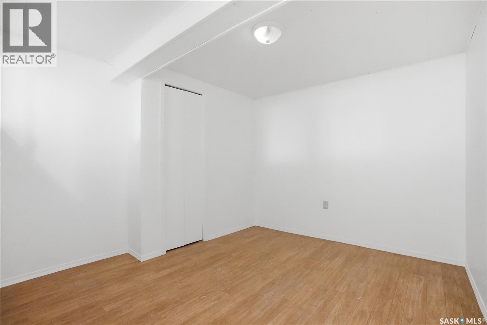 1044 East Centre, Saskatoon, SK - Indoor Photo Showing Other Room