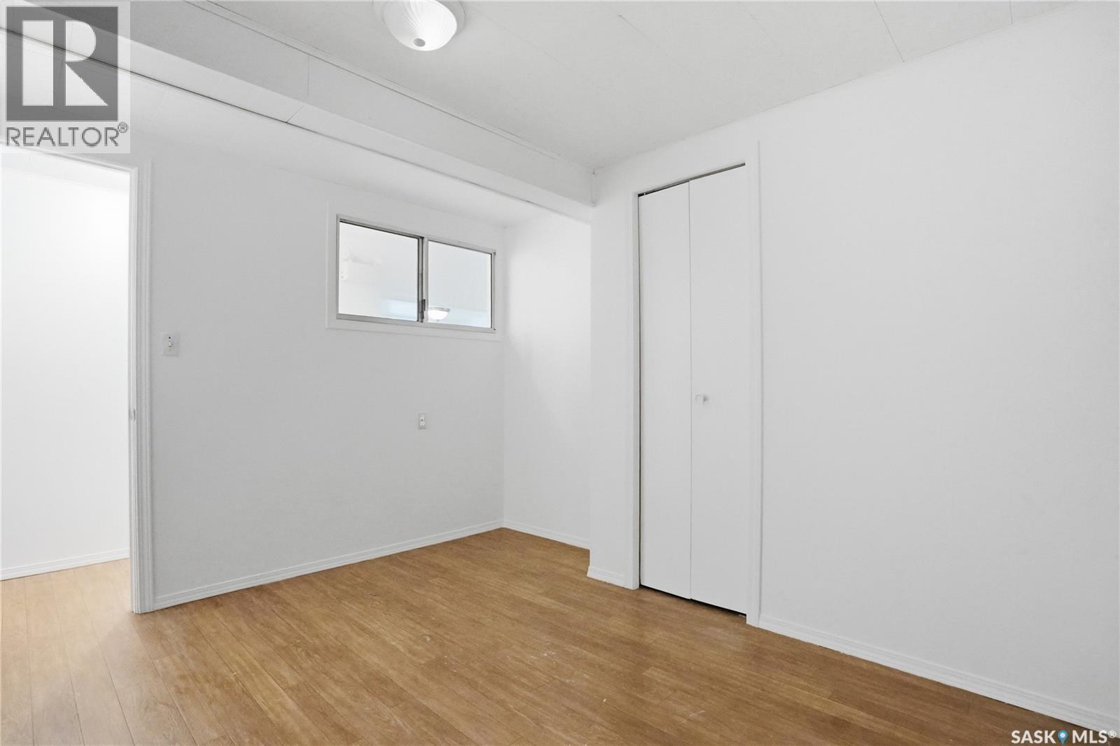1044 East Centre, Saskatoon, SK - Indoor Photo Showing Other Room
