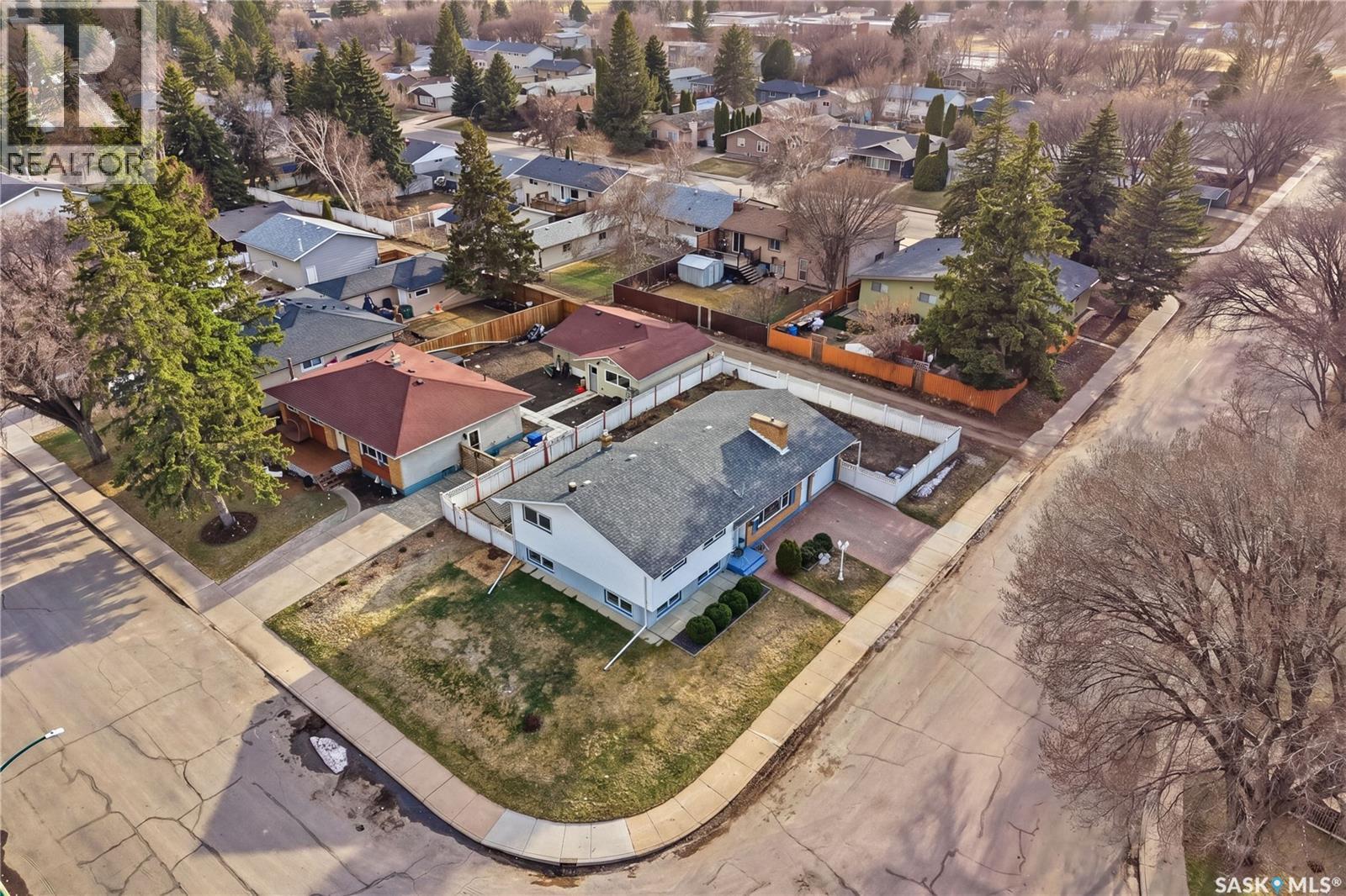 1044 East Centre, Saskatoon, SK - Outdoor With View