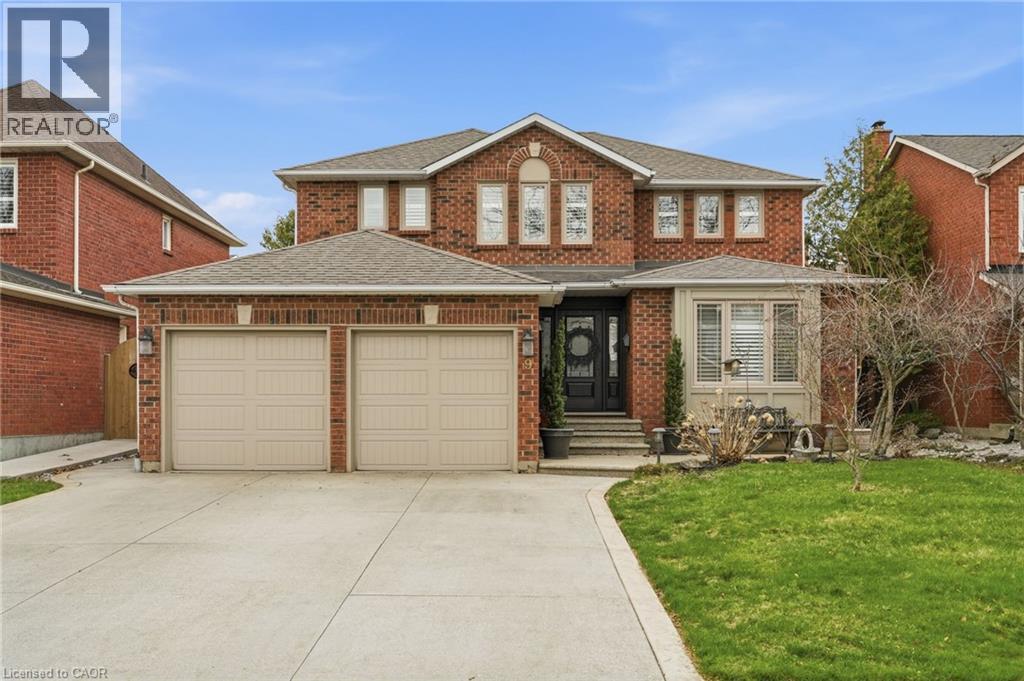 9 Stone Gate Drive, Grimsby, ON - Outdoor With Facade