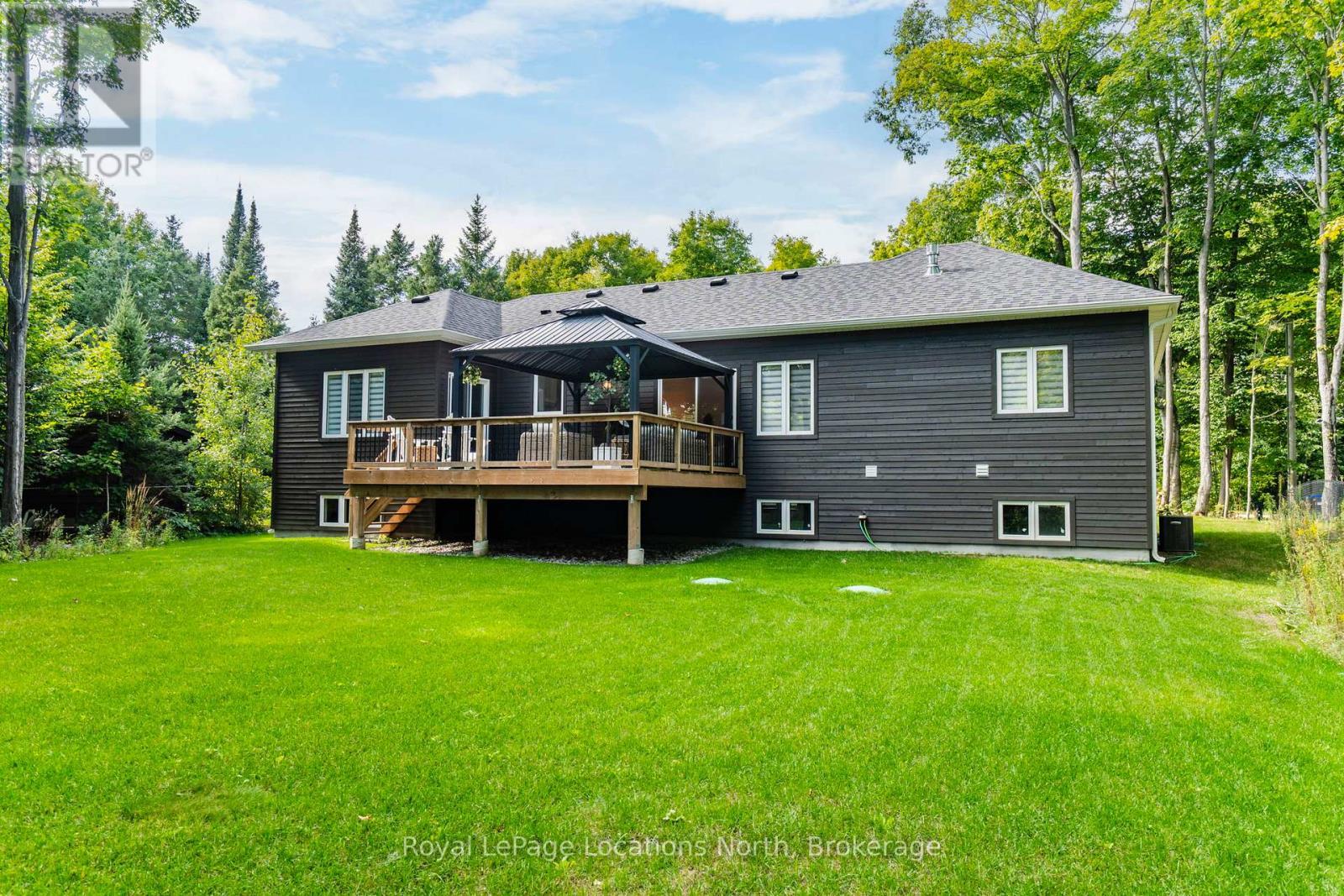 15 Pinecone Avenue, Tiny, ON - Outdoor With Deck Patio Veranda