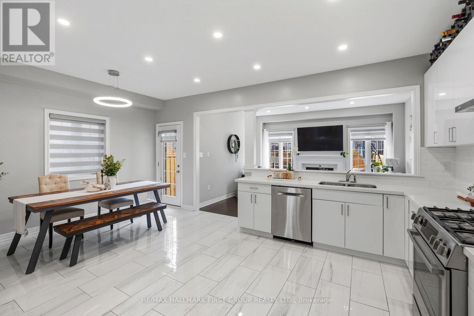 162 Leney Street, Ajax, ON - Indoor