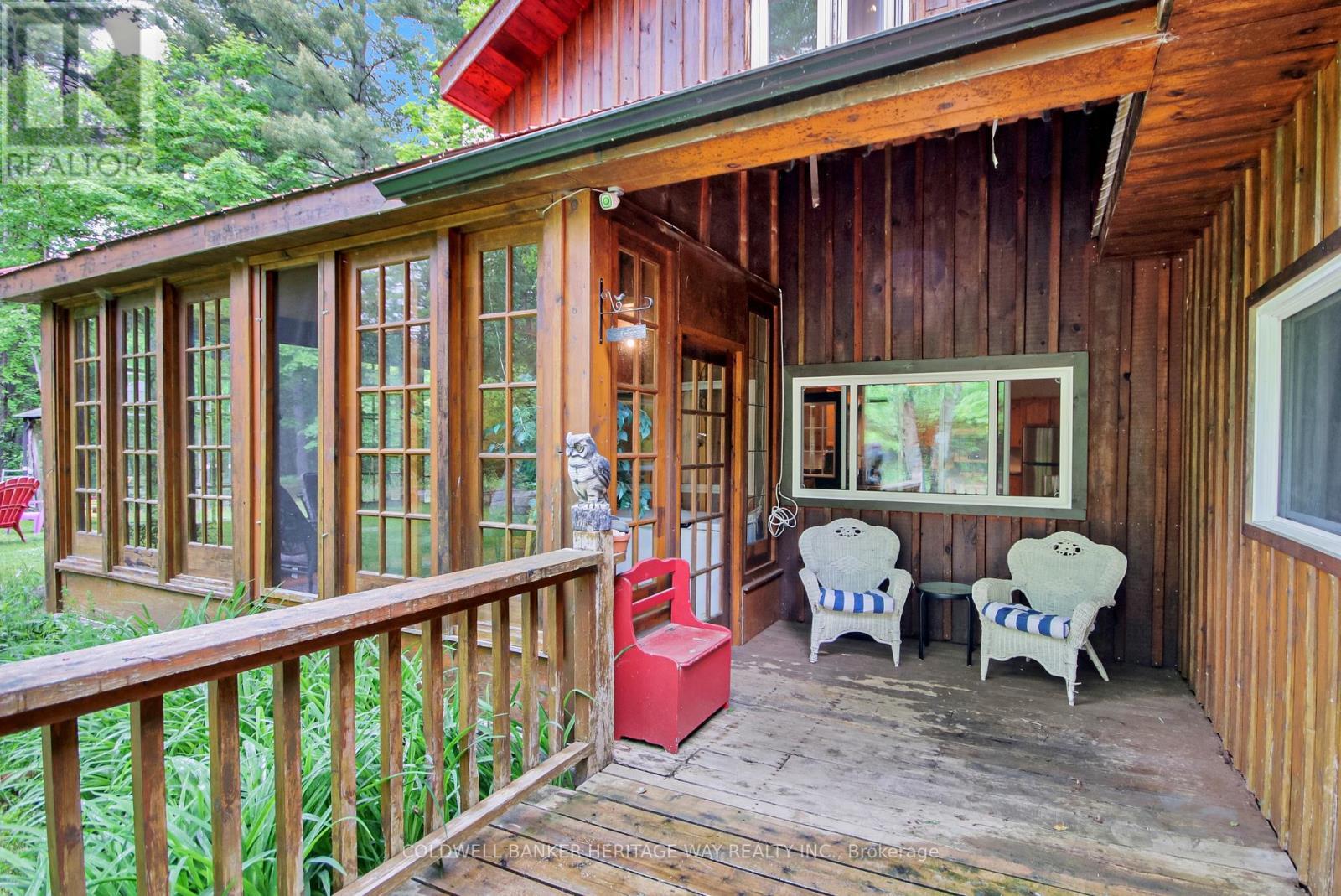 828 Ashby Road, Lanark Highlands, ON - Outdoor With Exterior