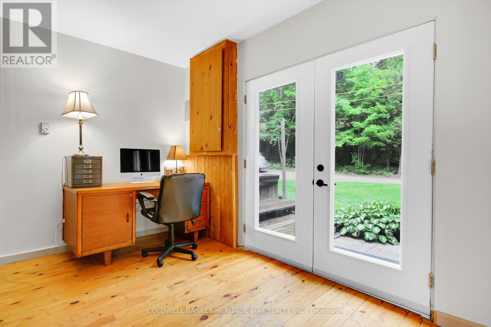828 Ashby Road, Lanark Highlands, ON - Indoor Photo Showing Other Room