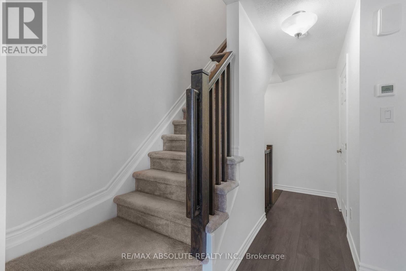 121 Helenium Lane, Ottawa, ON - Indoor Photo Showing Other Room