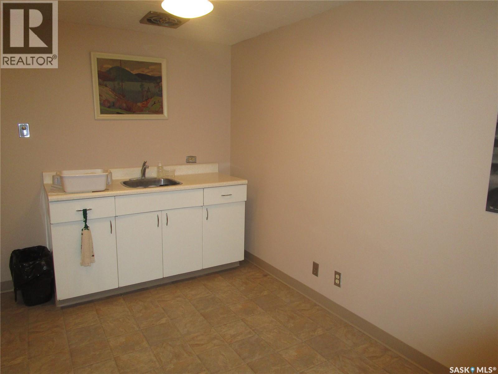 329 Centre Street, Assiniboia, SK