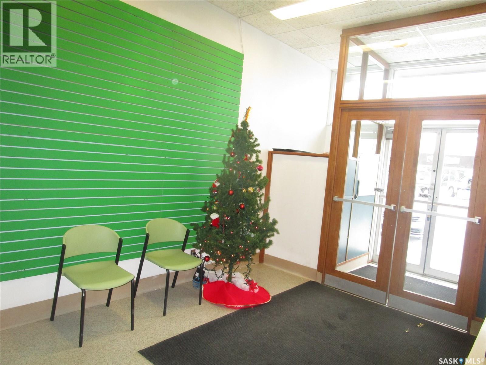 329 Centre Street, Assiniboia, SK
