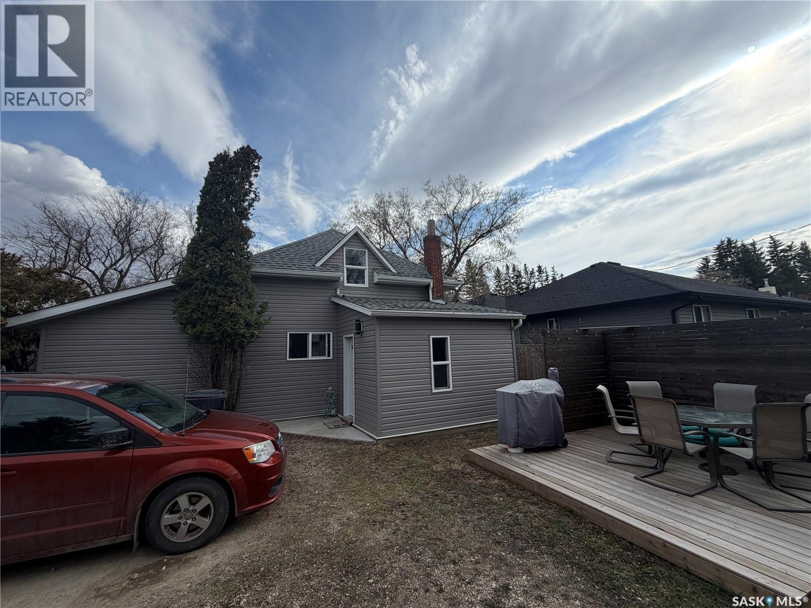 210 2Nd Avenue S, Hepburn, SK - Outdoor
