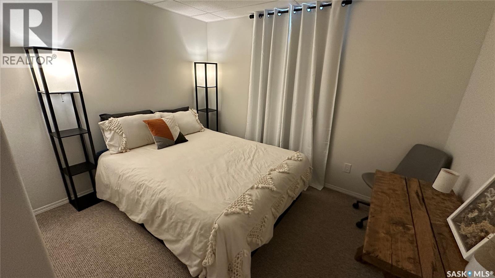 807 107Th Avenue, Tisdale, SK - Indoor Photo Showing Bedroom