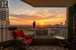 2310 - 55 KINGSBRIDGE GARDEN CIRCLE Mississauga, ON L5R 1Y1